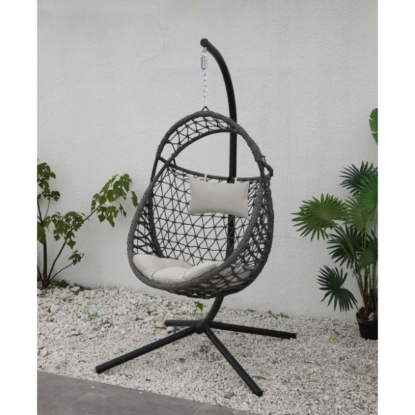 vrtna-gugalnica-mq-viseci-vrtni-stol-coco-z-blazino-3305980-1 mera košare: 83x59.5x109 cm. Kovinski del prašno barvan.Maksimalna nosilnost 110 kg.