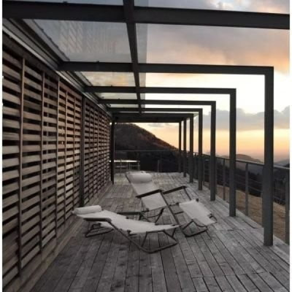 vrtni-lezalnik-senator-trianova-63445-2 Barva: siva