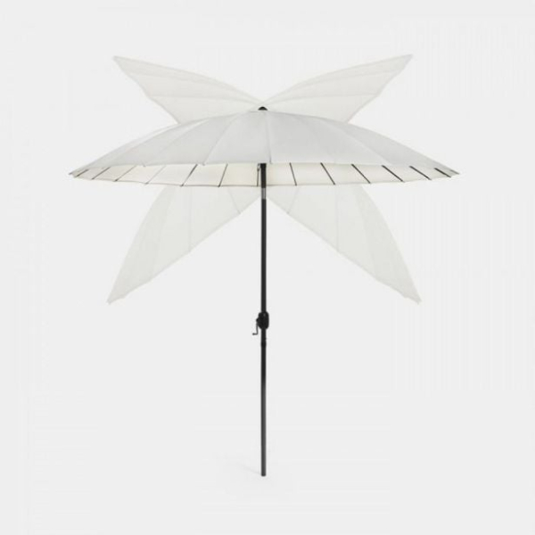 sencnik-vonhaus-2-7m-led-3432851-1 7m Shanghai. Izdelan iz trpežnega poliestra v čudoviti barvi slonovine